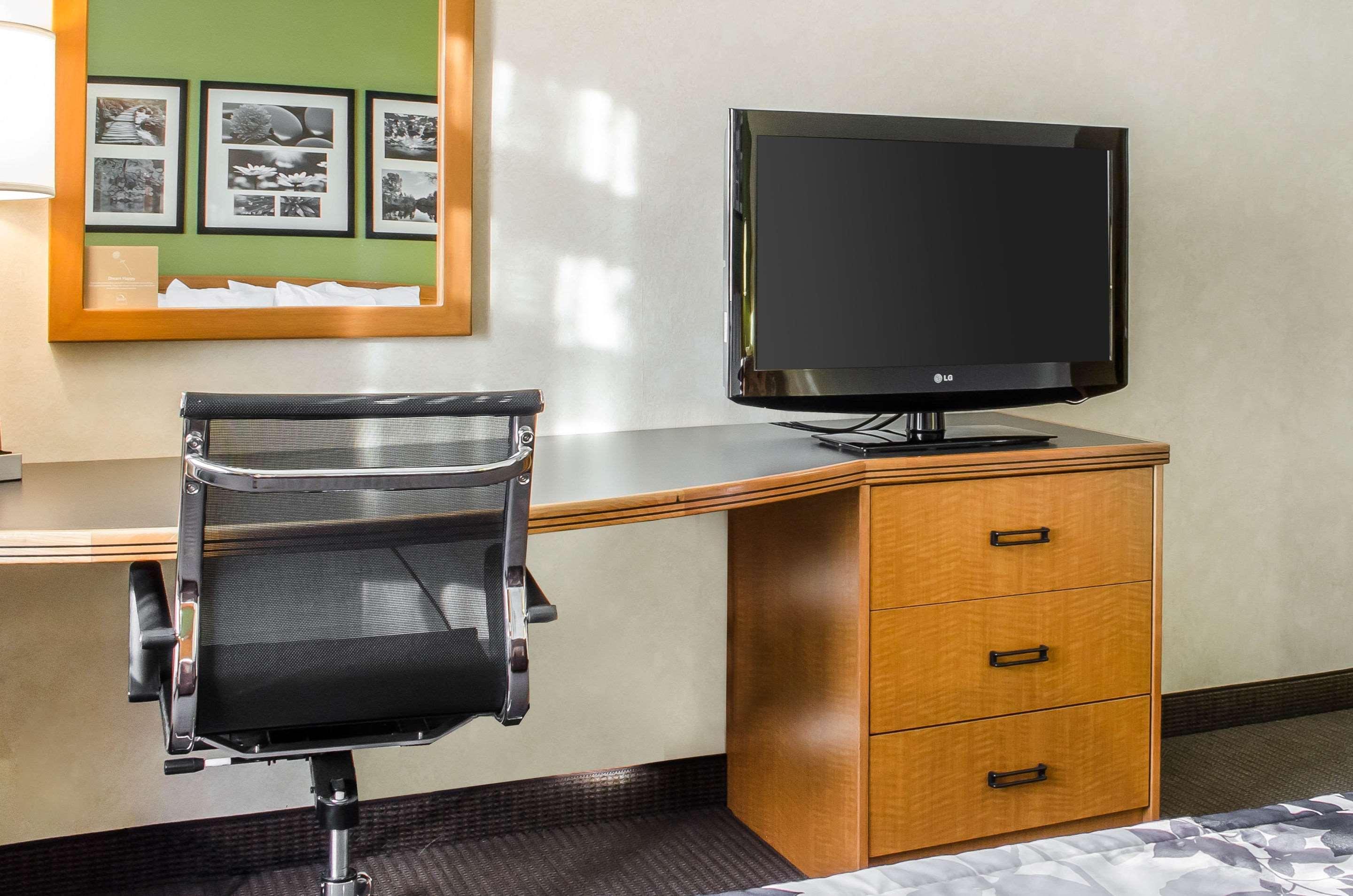 Sleep Inn & Suites Bensalem Eksteriør bilde