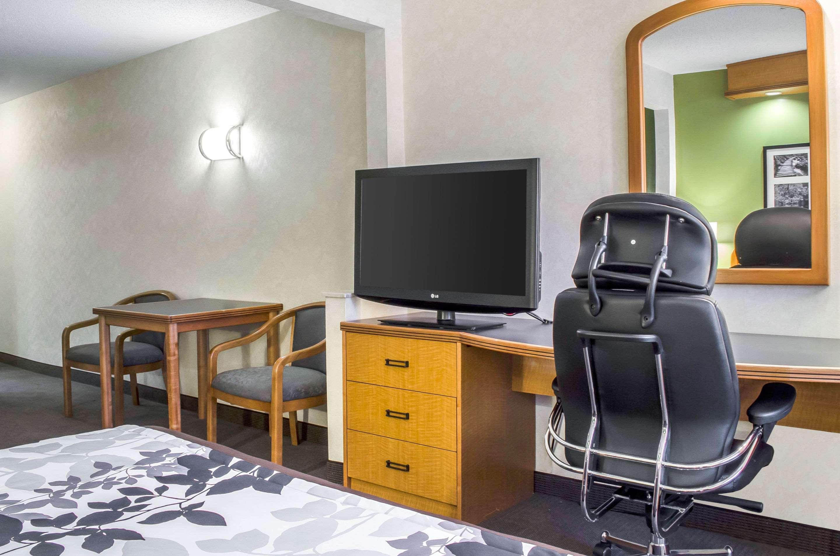 Sleep Inn & Suites Bensalem Eksteriør bilde